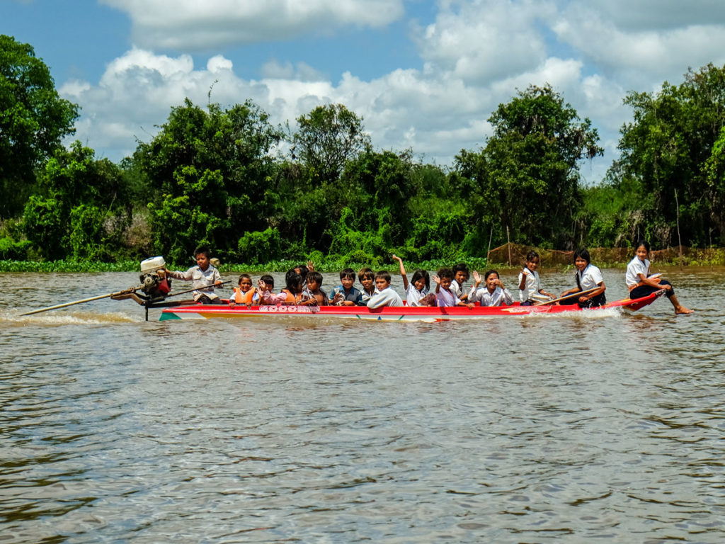 Sangker River (13) Studenti